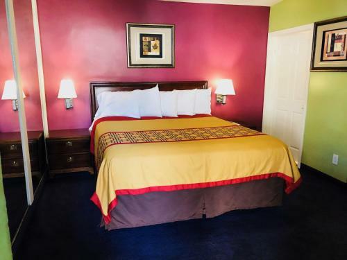 Encore Motel
