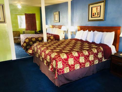 Encore Motel