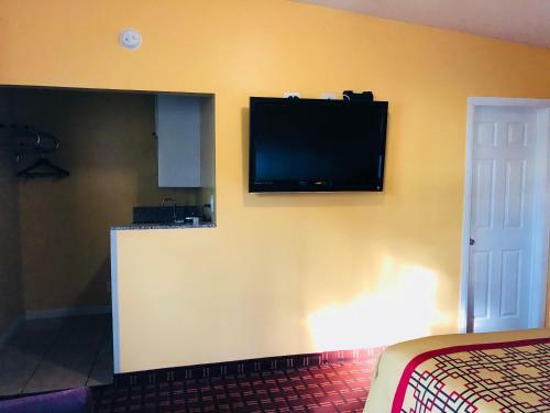 Encore Motel