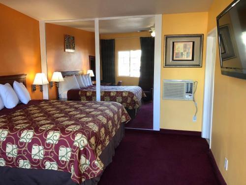 Encore Motel