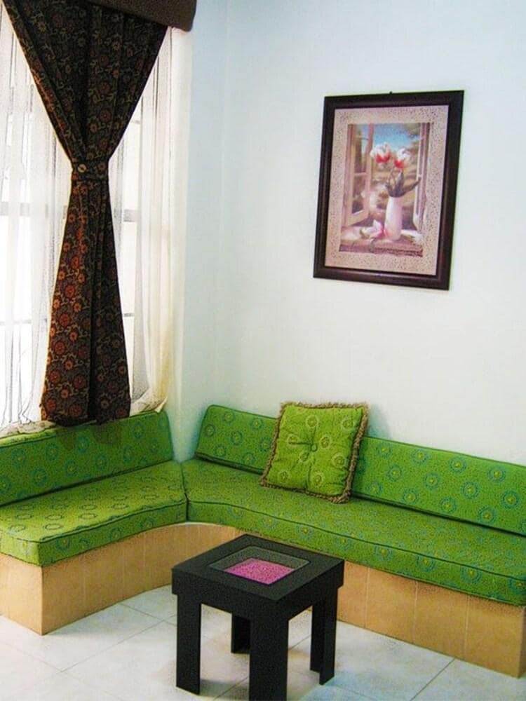 Hotel Esmeraldas
