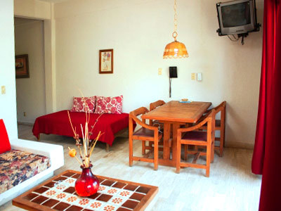 Hotel Solimar Inn Suites