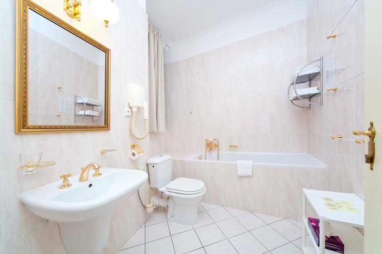 Hotel Golden Star