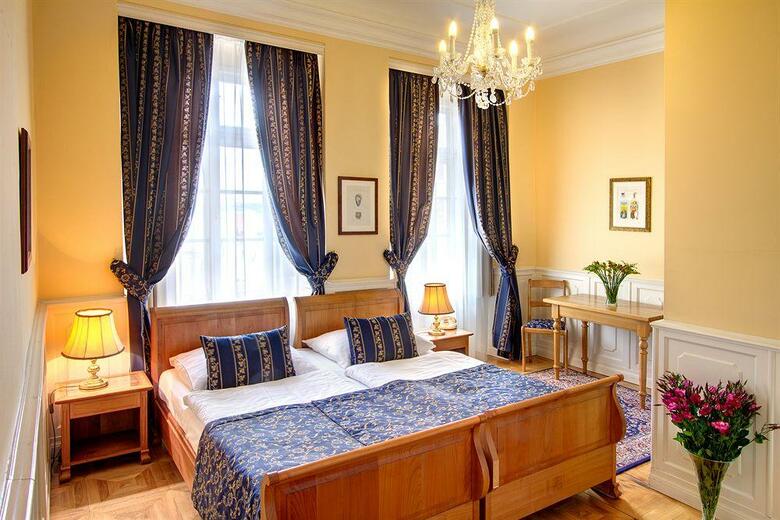 Hotel Golden Star