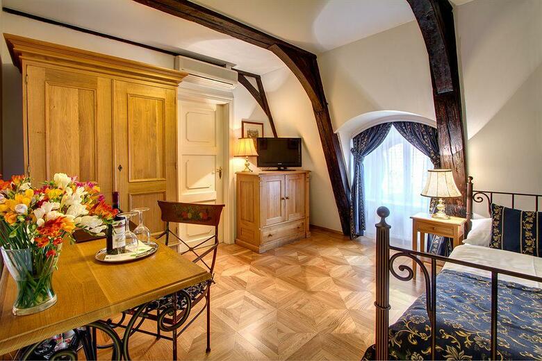 Hotel Golden Star