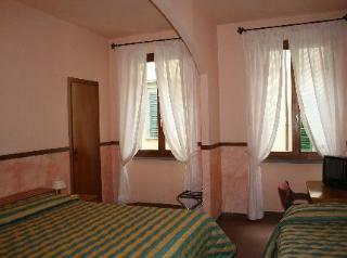 Hotel Monica