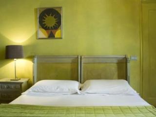Bed & Breakfast N4u Guest House