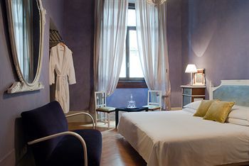 Bed & Breakfast N4u Guest House