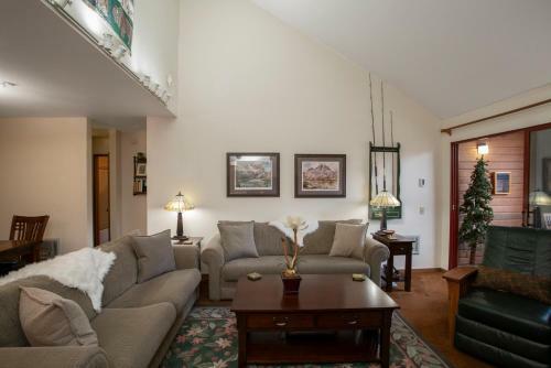 Hotel Aspen Creek By 101 Great Escapes
