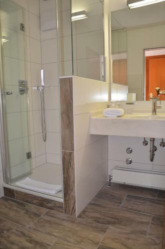 Hostal Hotel Garni Reulein