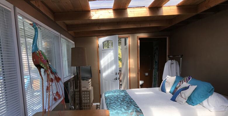 Aloha Junction Bed & Breakfast