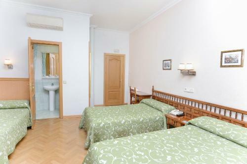 Hostal Biarritz