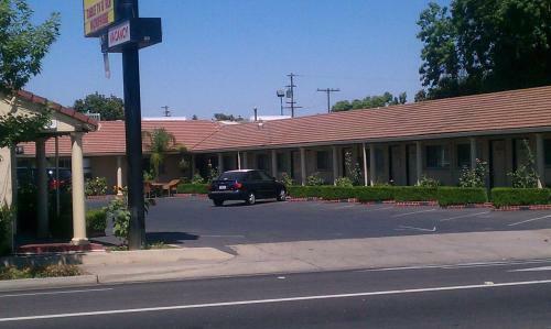 San Joaquin Motel