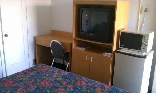 San Joaquin Motel