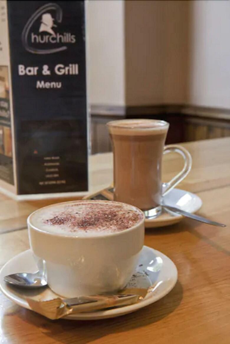 Hostal Churchill Inn