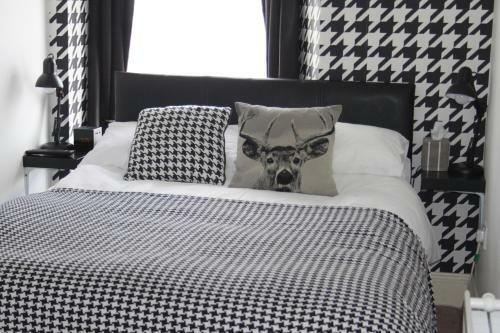 The Lakes B&B