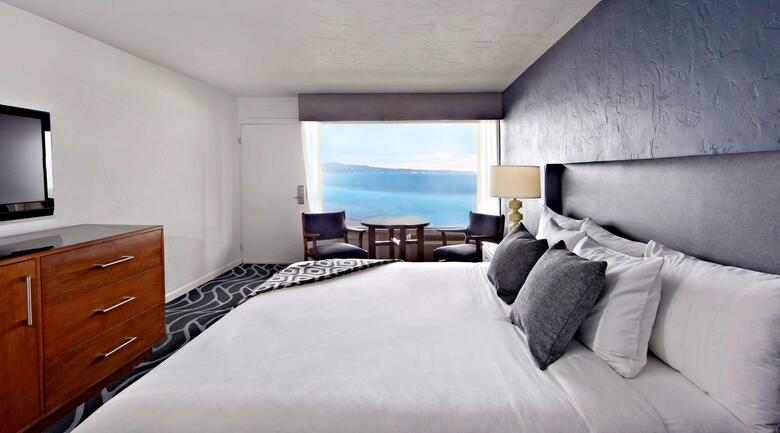 Hotel Monterey Beach Resort