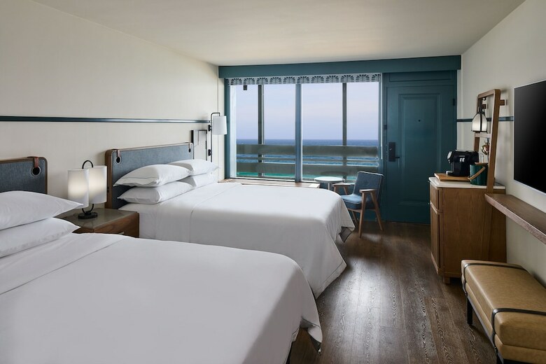 Hotel Monterey Beach Resort