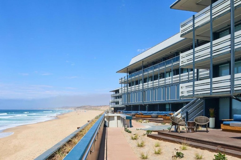 Hotel Monterey Beach Resort
