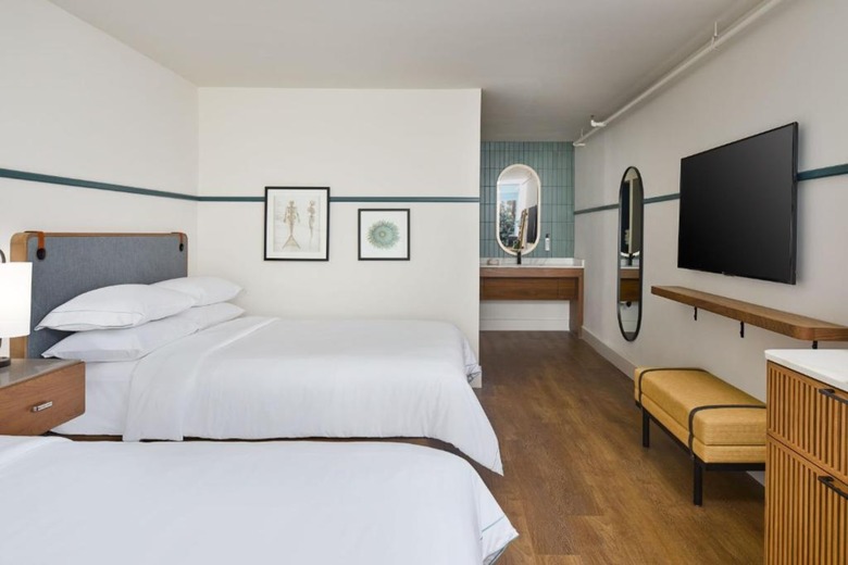 Hotel Monterey Beach Resort