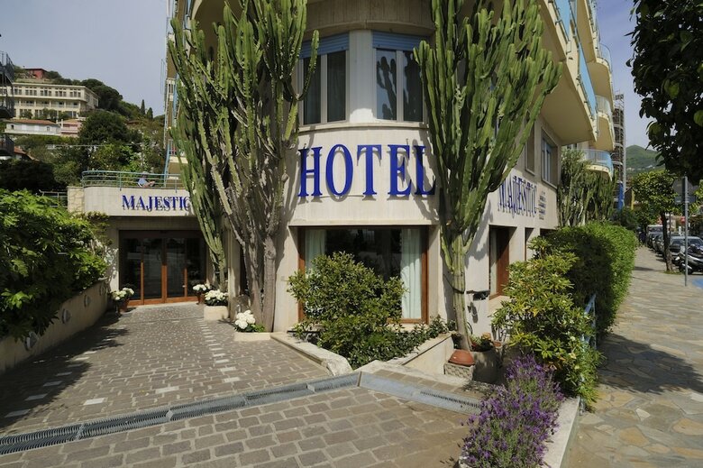 Hotel Majestic