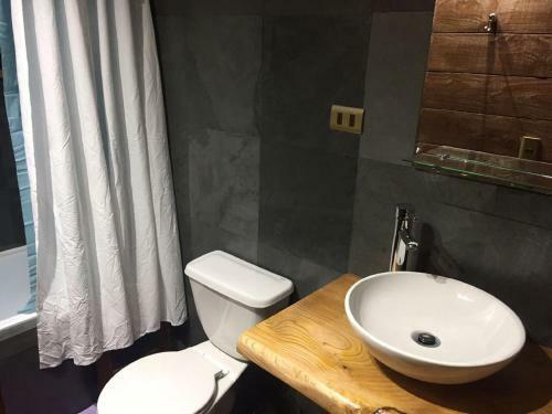 Hostal El Nogal Puc�n