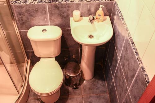 Hostal El Nogal Puc�n