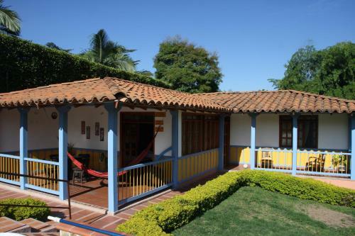 Hostal Villa Flor Blanca