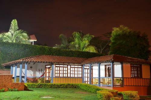 Hostal Villa Flor Blanca