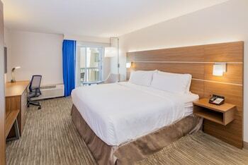 Hotel Holiday Inn Express Orange Beach - On The Beach