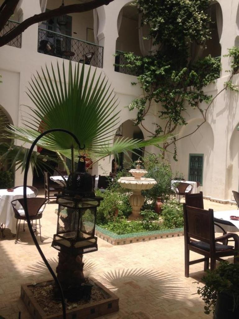 Albergue Riad Dar Bounouar