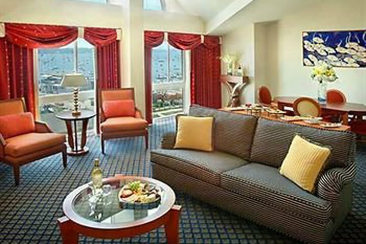 Hotel Newport Marriott