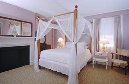 Posada Yankee Peddler Inn