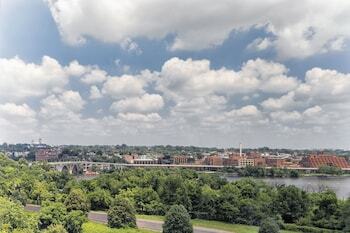 Hotel Le Meridien Arlington