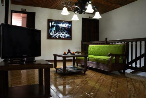 Hotel Hospedaje Casa Real