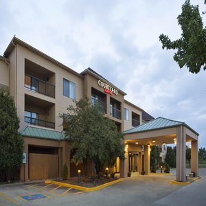 Hotel Courtyard By Marriott Springfield