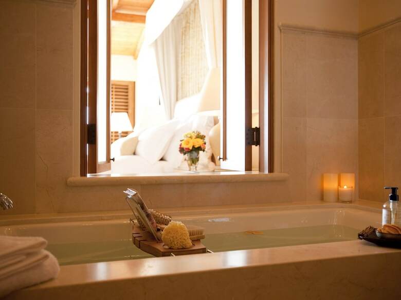 Hotel Resort At Pelican Hill