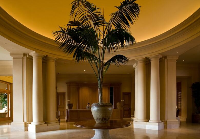Hotel Resort At Pelican Hill