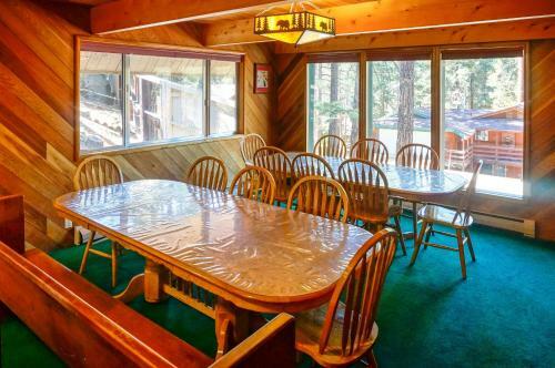 Hodge Podge Lodge By Tahoe Management Services
