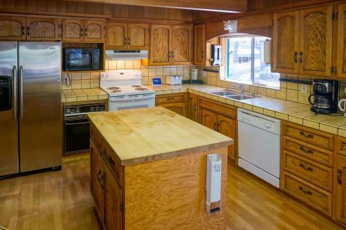 Hodge Podge Lodge By Tahoe Management Services