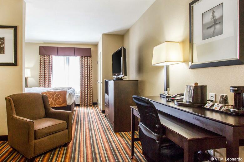 Hotel Comfort Suites Jackson