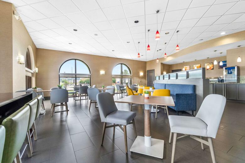 Hotel Comfort Suites Jackson