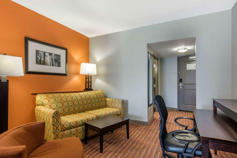 Hotel Comfort Suites Jackson