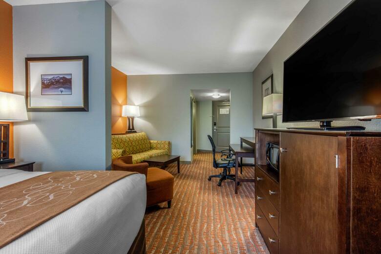 Hotel Comfort Suites Jackson