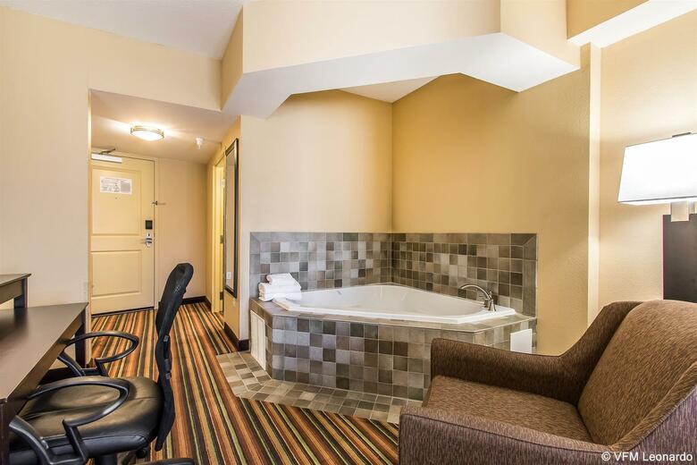 Hotel Comfort Suites Jackson