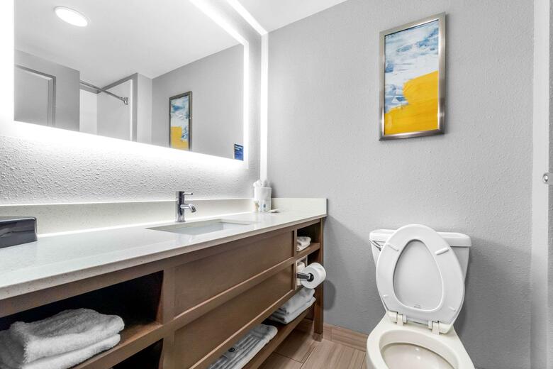 Hotel Comfort Suites Jackson