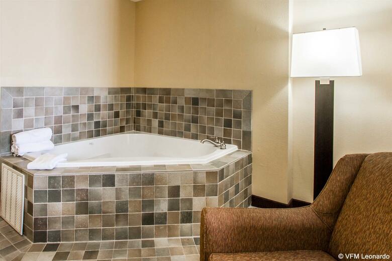 Hotel Comfort Suites Jackson