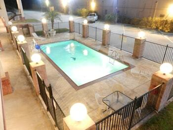 Motel Super 8 Humble Fm 1960 At Highway 59