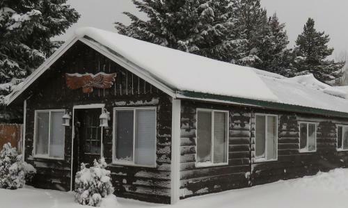 9-w Cabins