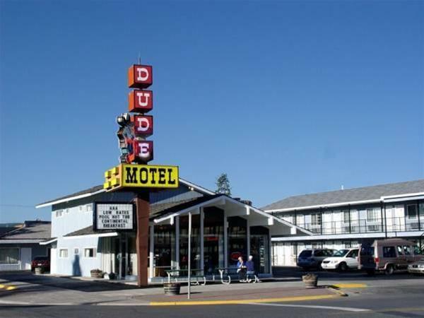 Motel Dude & Roundup